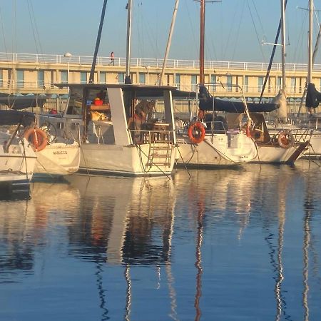 Welcome Aboard Yacht Cruiser! Mataro Exterior photo